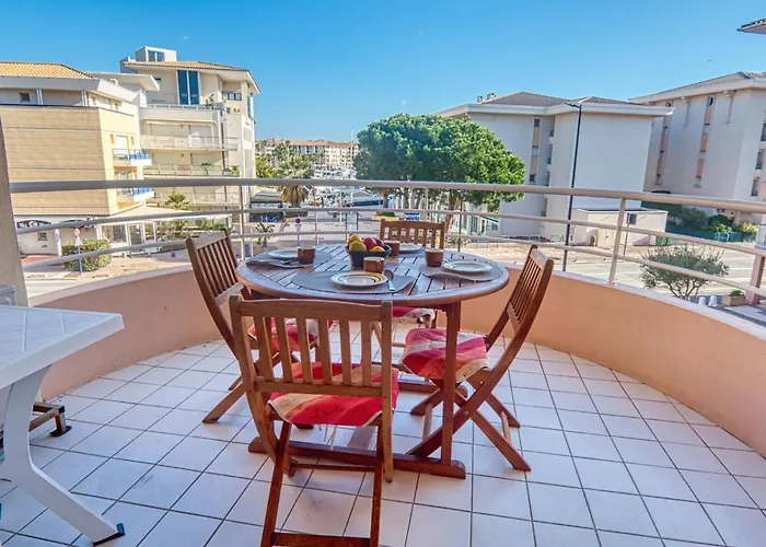 Apartment Le Consul By Interhome