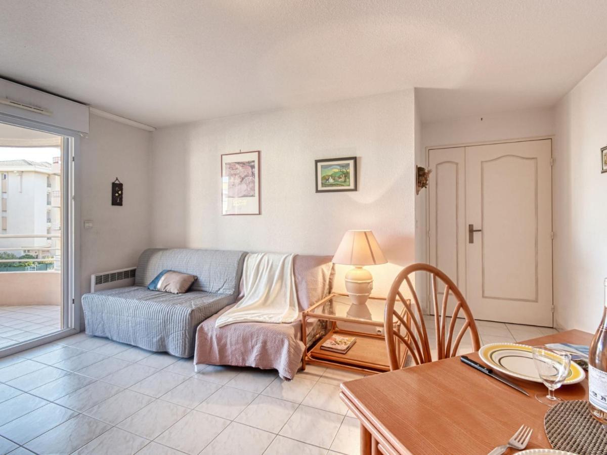 Le Consul By Interhome *